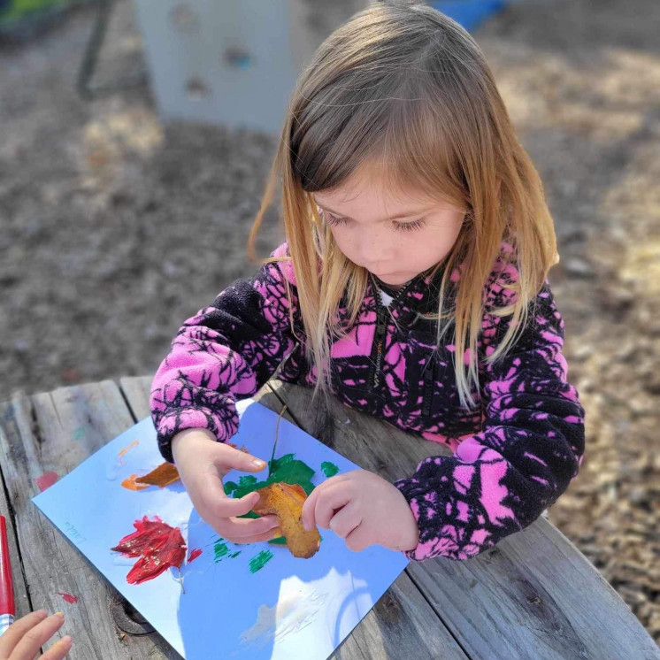 Art and crafts at Busy Bees Katikati
