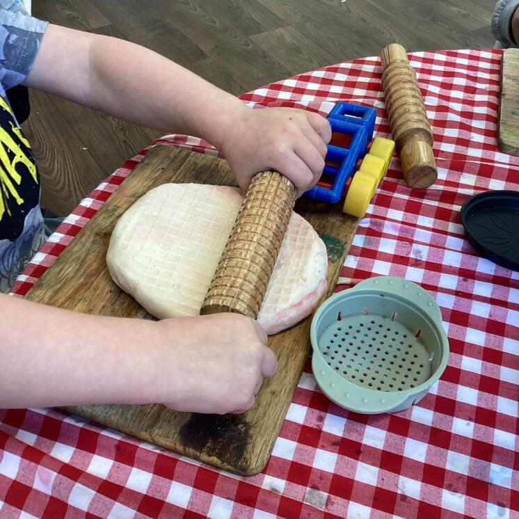 Learning real life skills for toddlers and preschoolers at Busy Bees Onehunga
