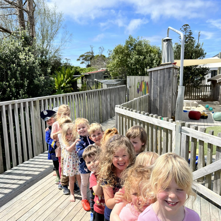 Exploring - Busy Bees Silverdale 