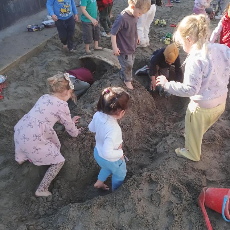 Busy Bees Stoke  (5)