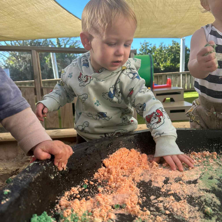 Busy Bees Wellington Street sensory play