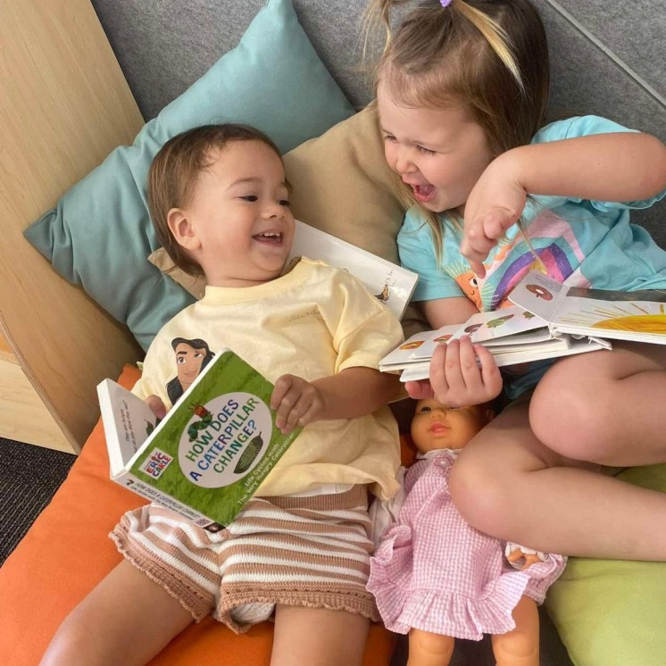 Busy Bees Westgate sharing books